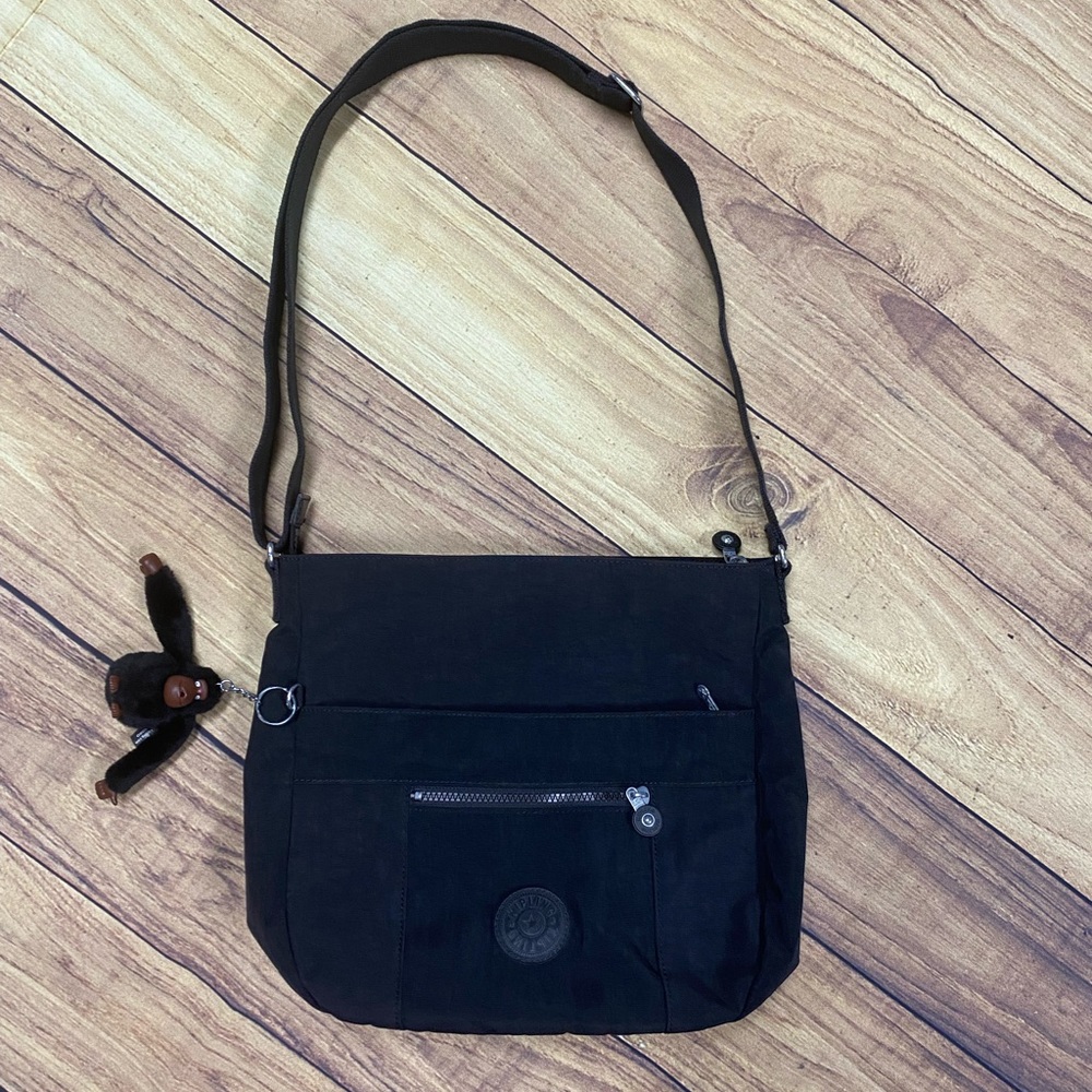Kipling Bailey Saddle Bag in Black